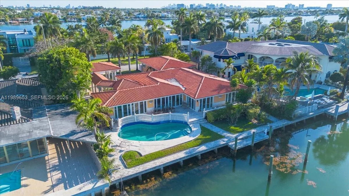 1249 Biscaya Dr, Surfside, FL 33154