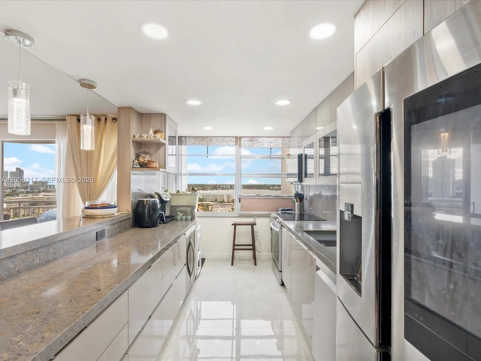 18071 Biscayne Blvd # 1401, Aventura, FL 33160 photo 12