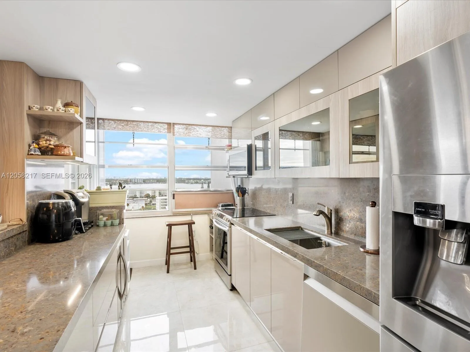 18071 Biscayne Blvd # 1401, Aventura, FL 33160 photo 13