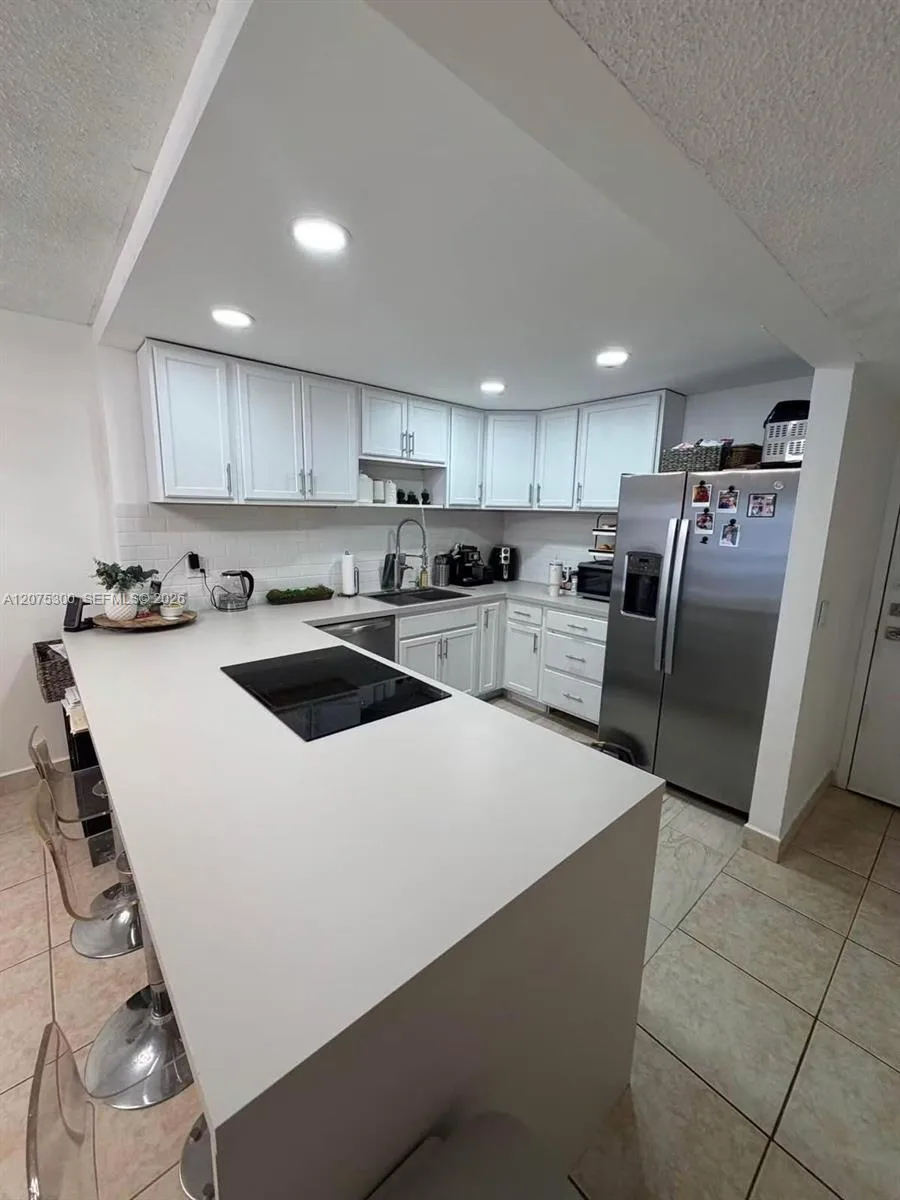 200 Leslie Dr # 427, Hallandale Beach, FL 33009 photo 2