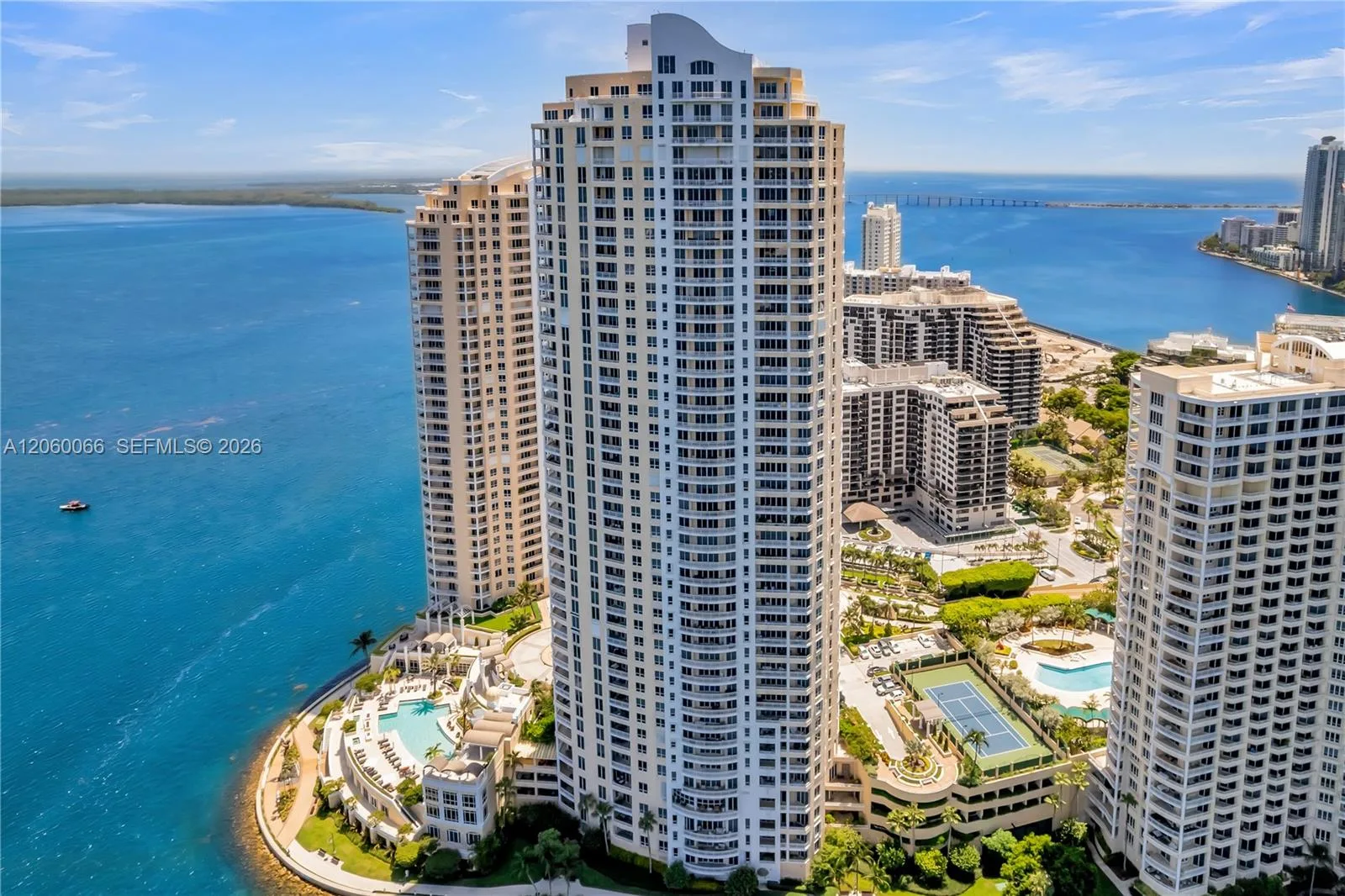 848 Brickell Key Dr # 1102, Miami, FL 33131 photo 2