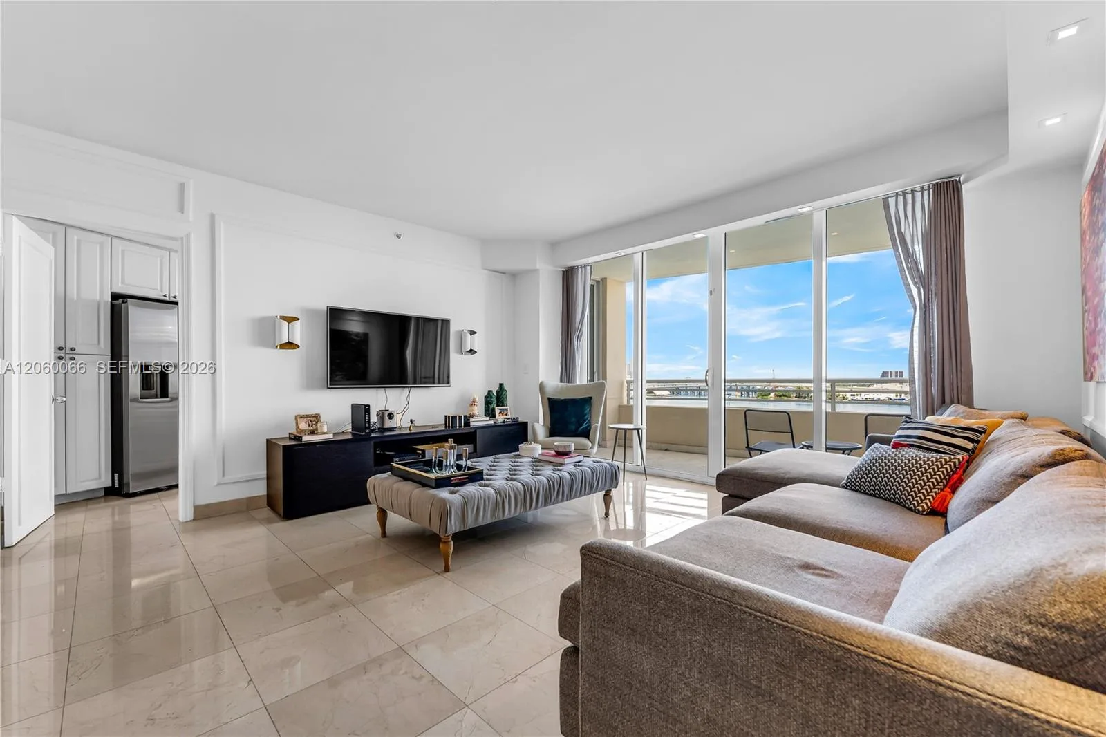 848 Brickell Key Dr # 1102, Miami, FL 33131 photo 9