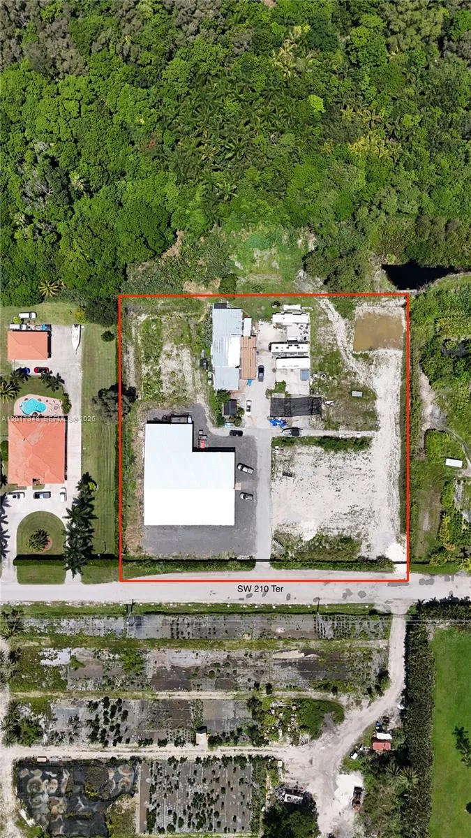 5601 SW 210th Ter, Southwest Ranches, FL 33332