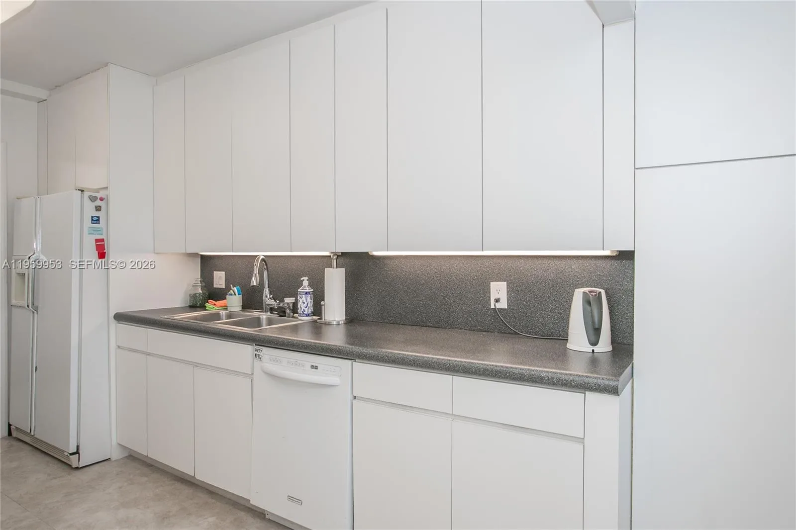 1800 NE 114th St # 1810, Miami, FL 33181 photo 4