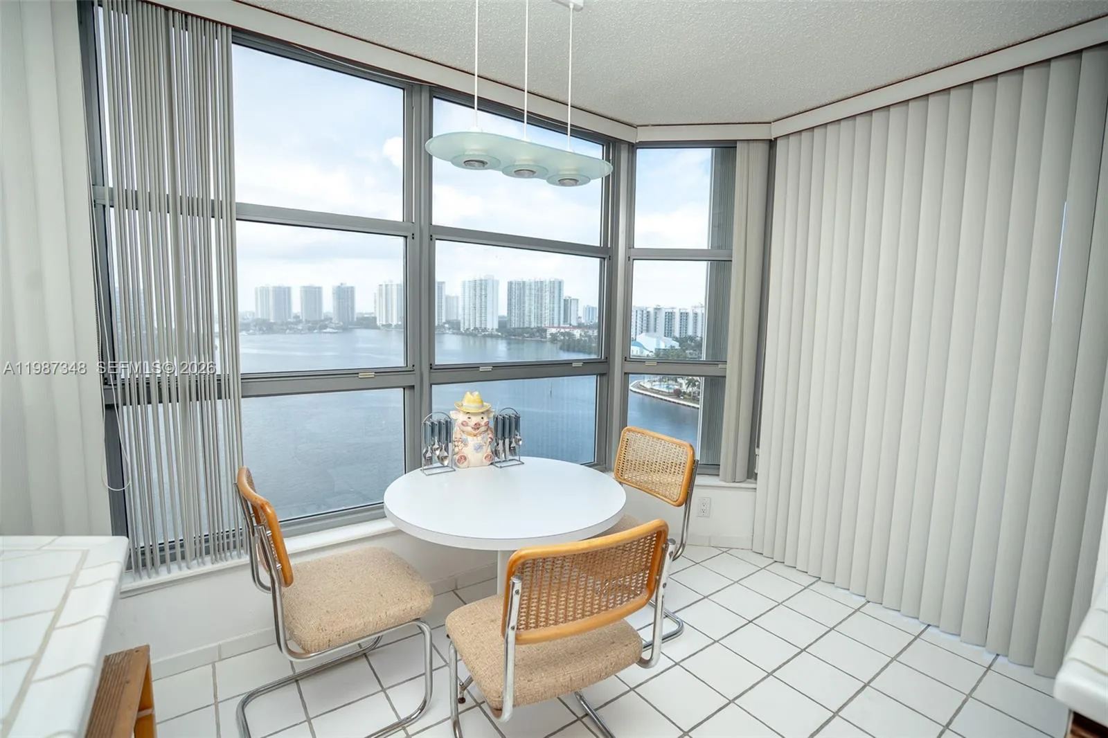 3530 Mystic Pointe Dr # 1401, Aventura, FL 33180 photo 13