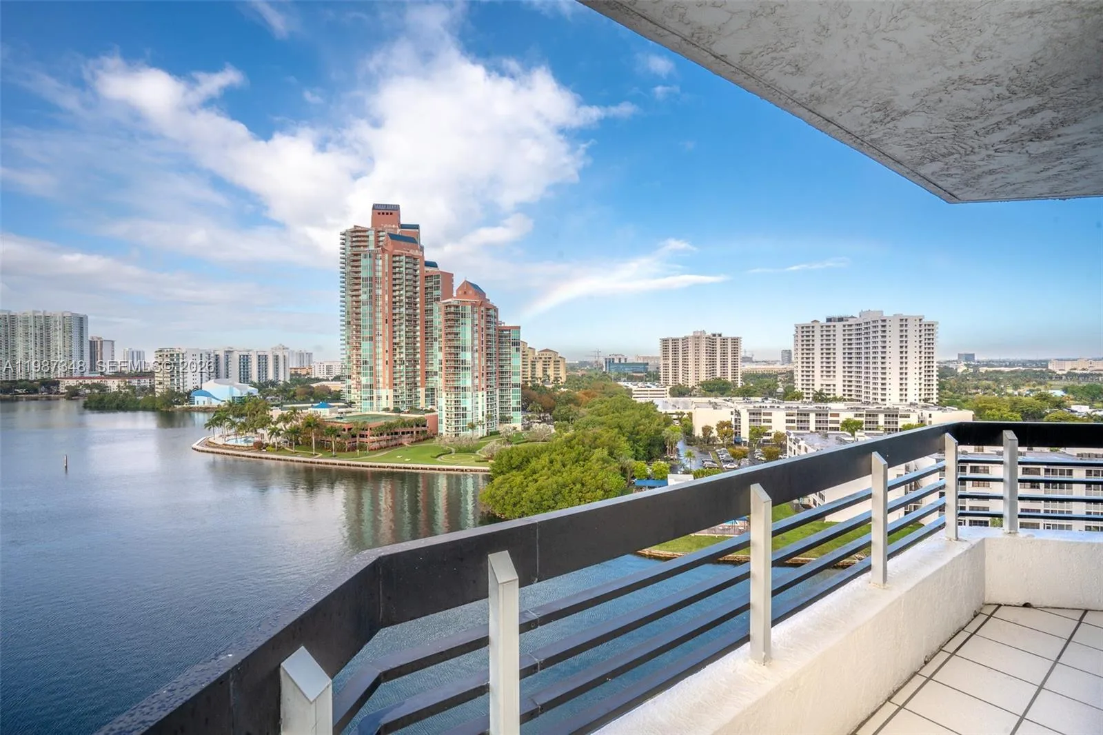 3530 Mystic Pointe Dr # 1401, Aventura, FL 33180 photo 2