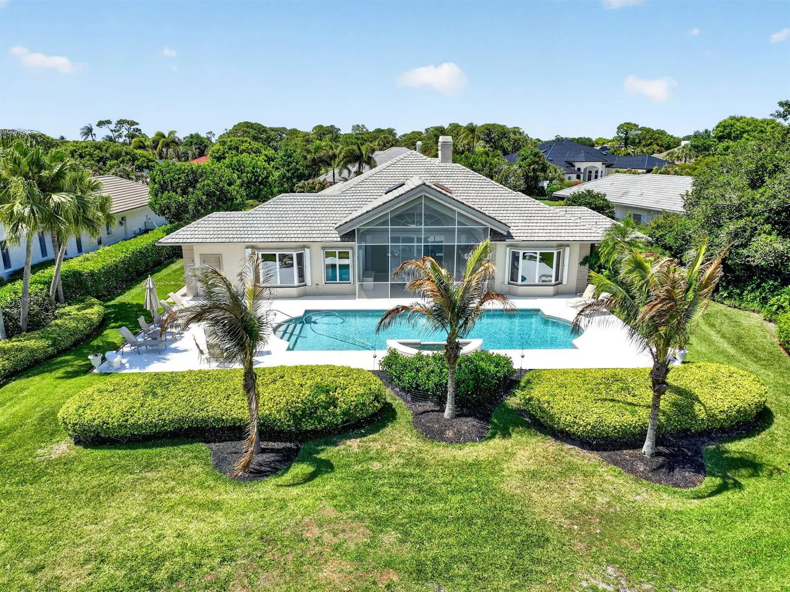 6711 SE Barrington Drive, Stuart, FL 34997 photo 2