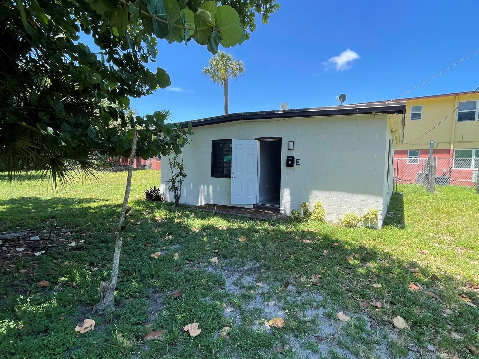 103 NW 7th Avenue # E, Pompano Beach, FL 33060 photo 4