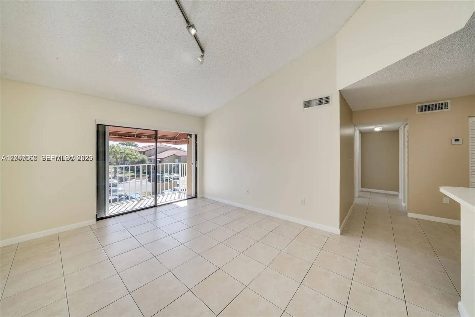 15630 SW 80th St # I-302, Miami, FL 33193