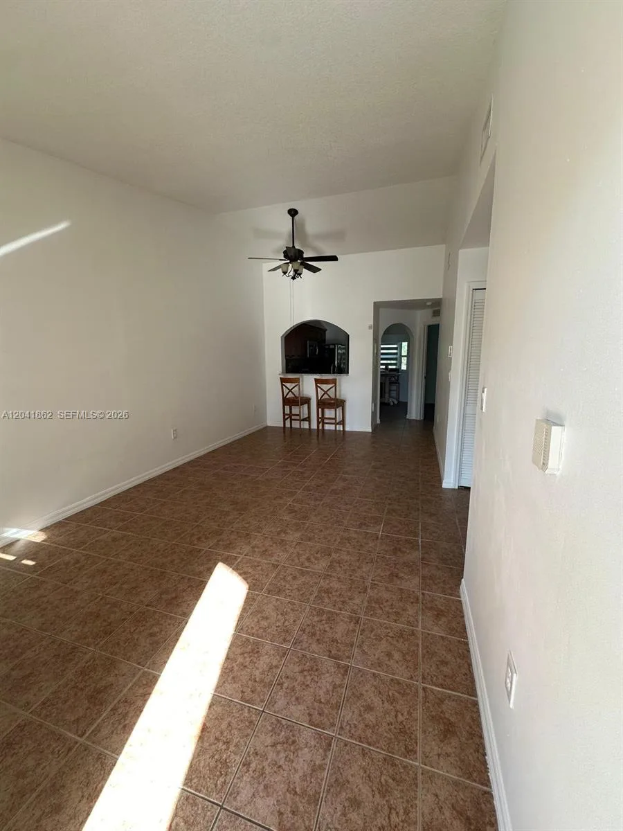 2920 SE 12th Rd # 203-30, Homestead, FL 33035 photo 3
