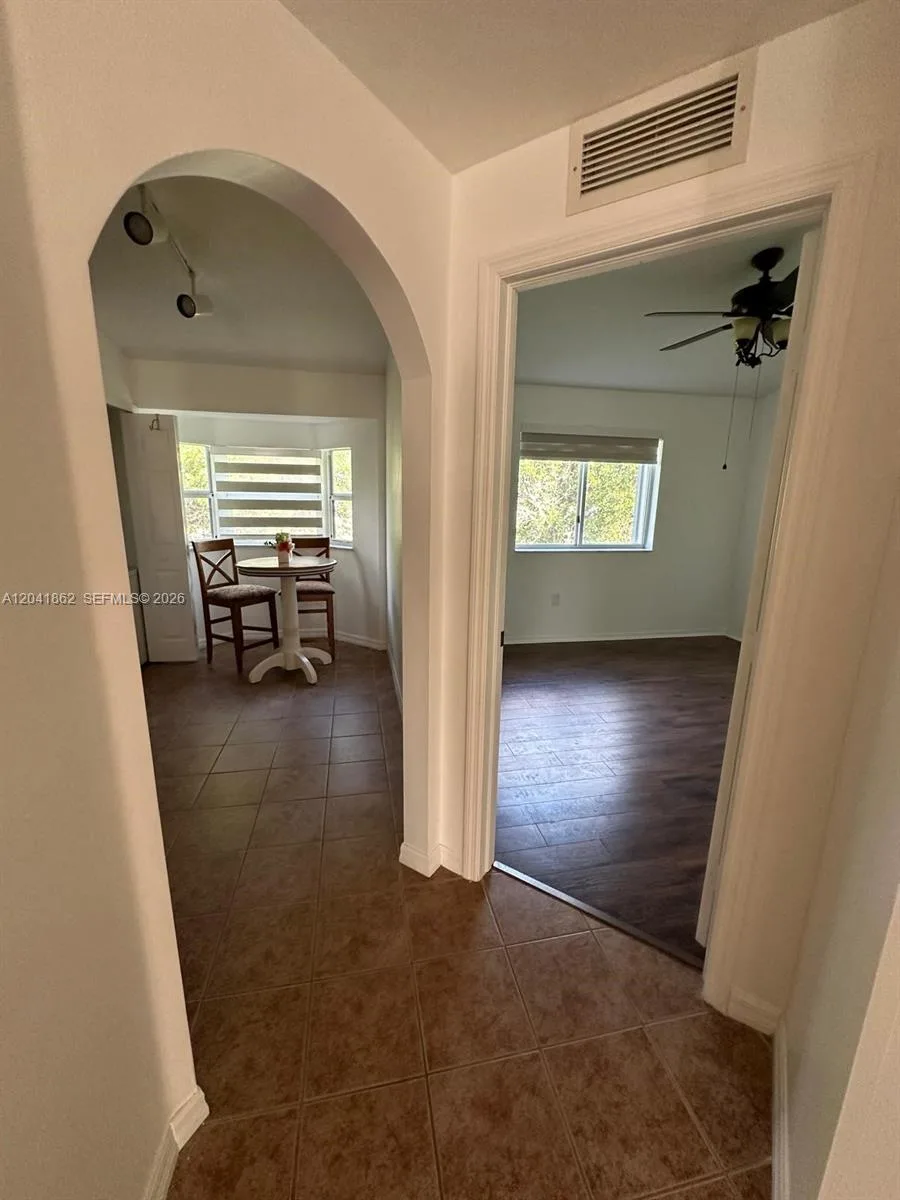 2920 SE 12th Rd # 203-30, Homestead, FL 33035 photo 8