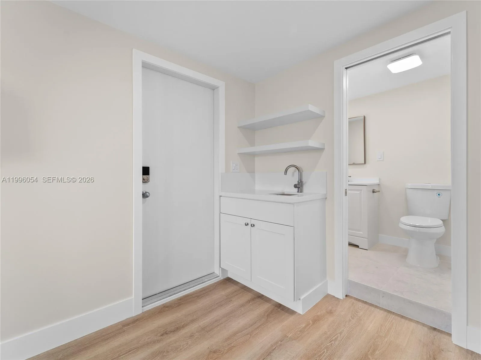 7401 SW 38th St # A, Miami, FL 33155 photo 3