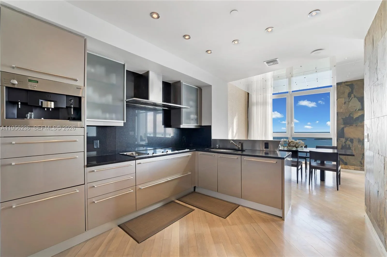 1331 Brickell Bay Dr # PH4605, Miami, FL 33131 photo 6