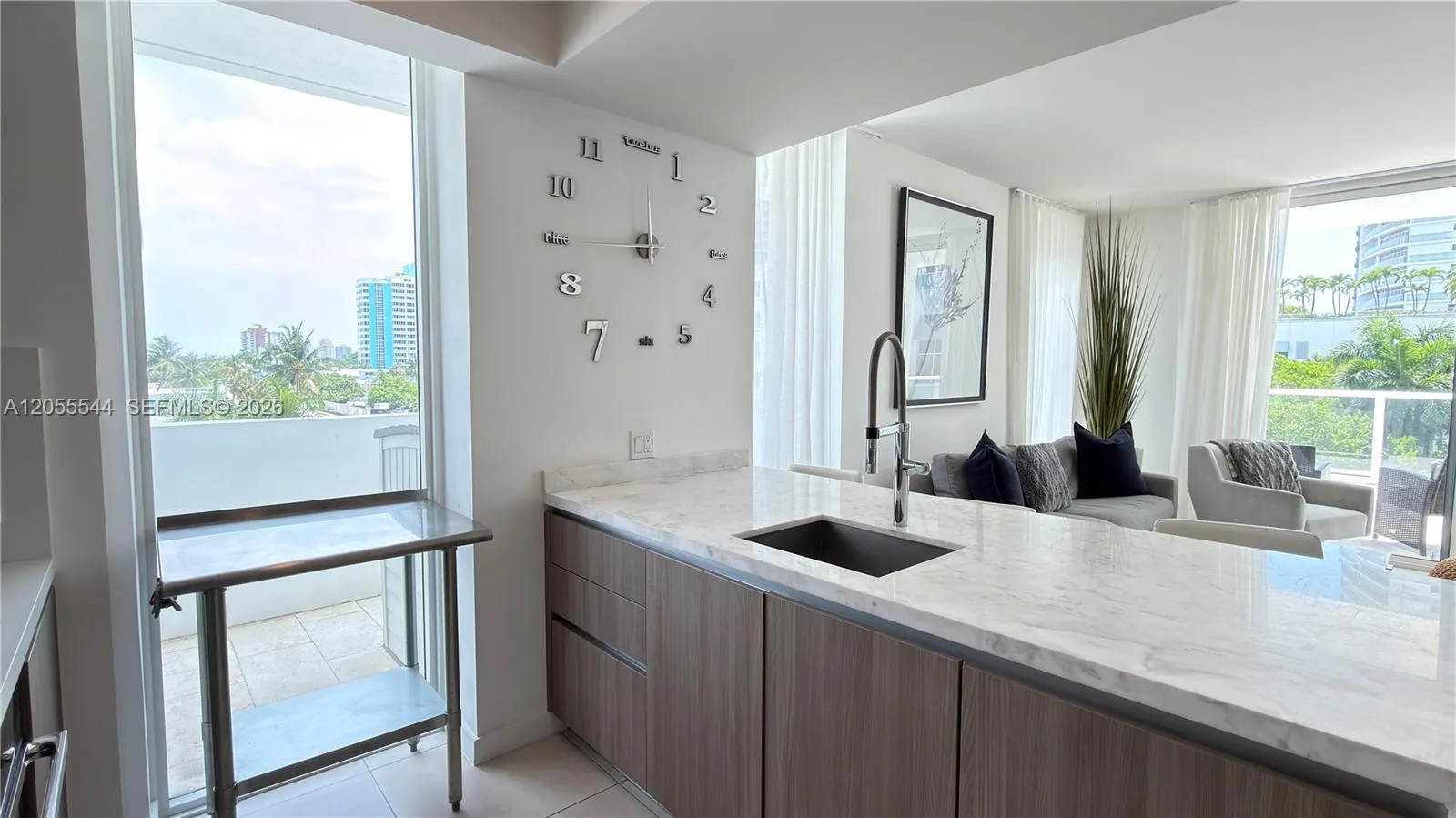 401 N Birch Rd # 415, Fort Lauderdale, FL 33304 photo 9