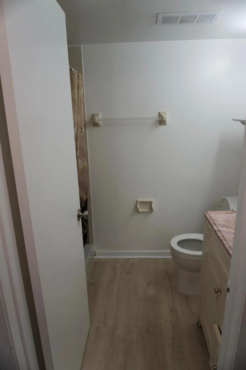 213 Lake Pointe Drive # 211, Oakland Park, FL 33309 photo 11