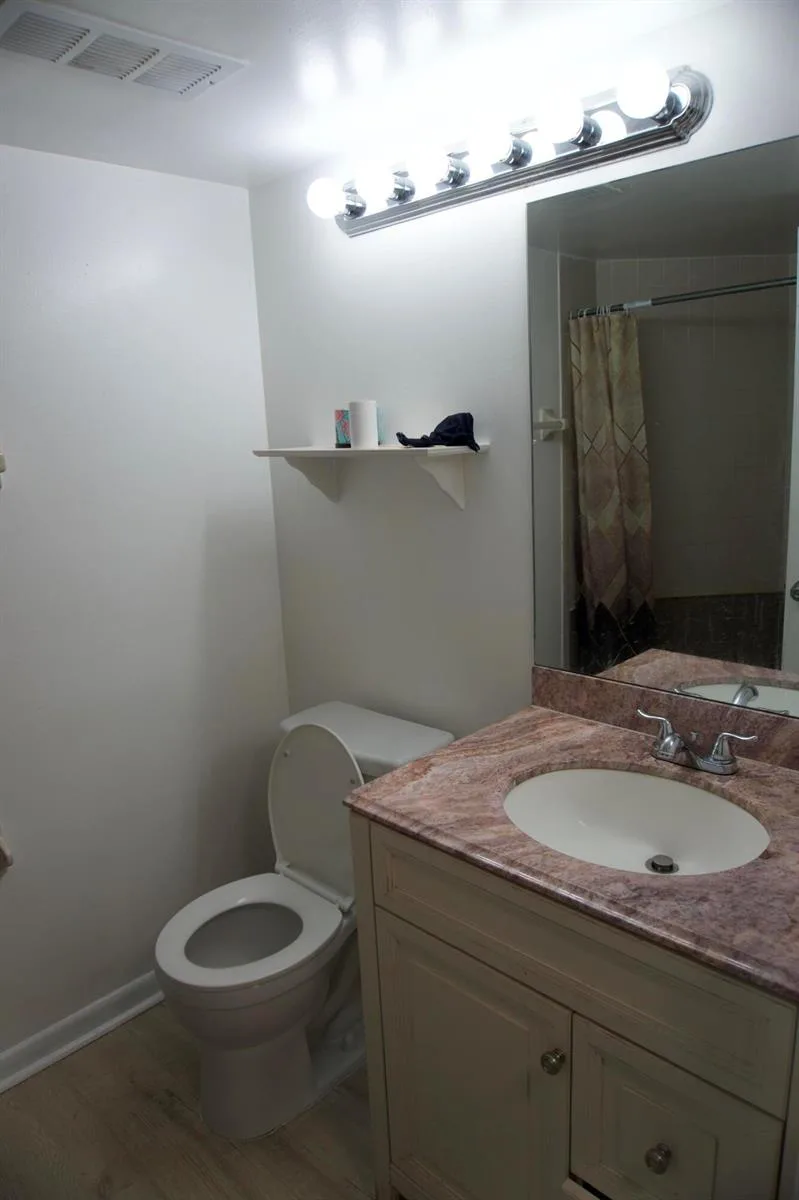 213 Lake Pointe Drive # 211, Oakland Park, FL 33309 photo 12