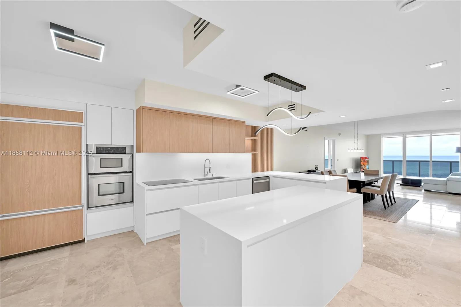 1800 S OCEAN DR # 2402, Hallandale Beach, FL 33009