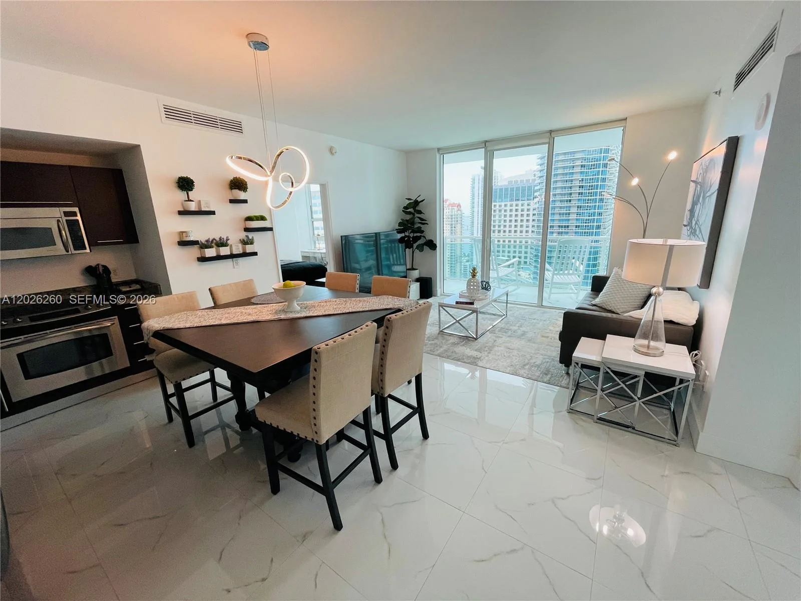 950 Brickell Bay Dr # 3207, Miami, FL 33131