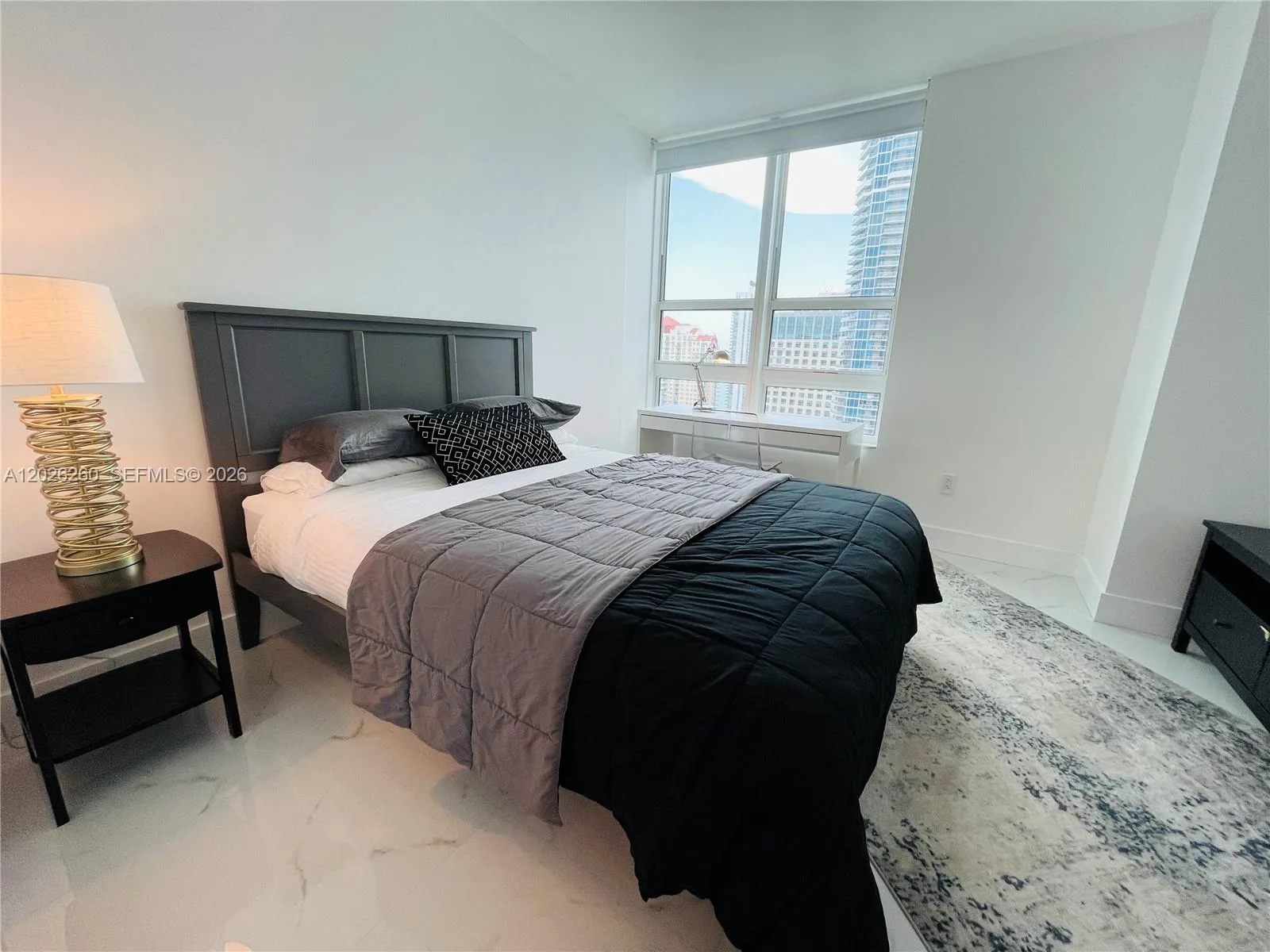 950 Brickell Bay Dr # 3207, Miami, FL 33131 photo 11