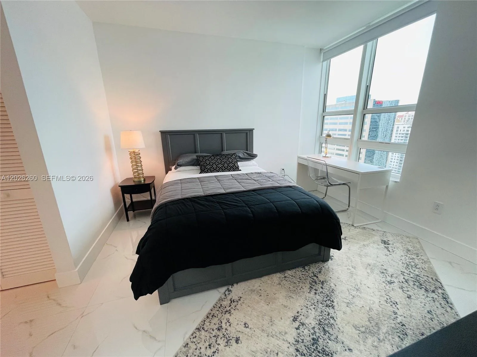 950 Brickell Bay Dr # 3207, Miami, FL 33131 photo 4