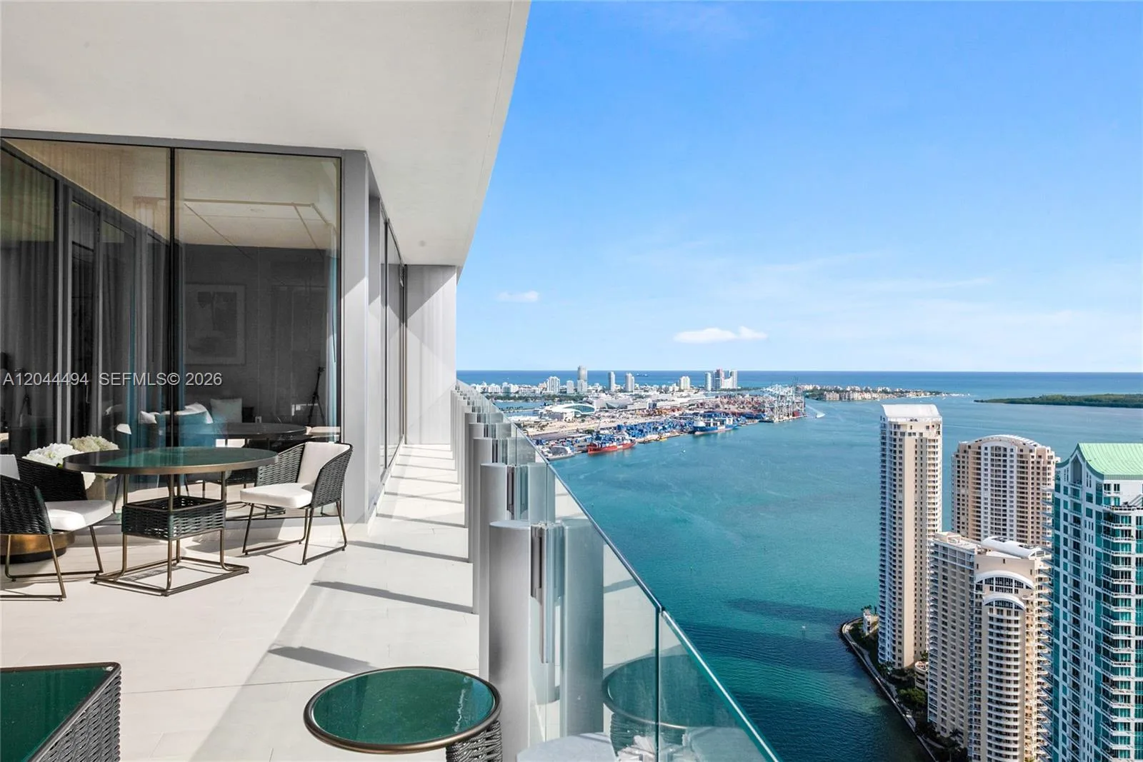 300 Biscayne Blvd Way # 5104, Miami, FL 33131 photo 7