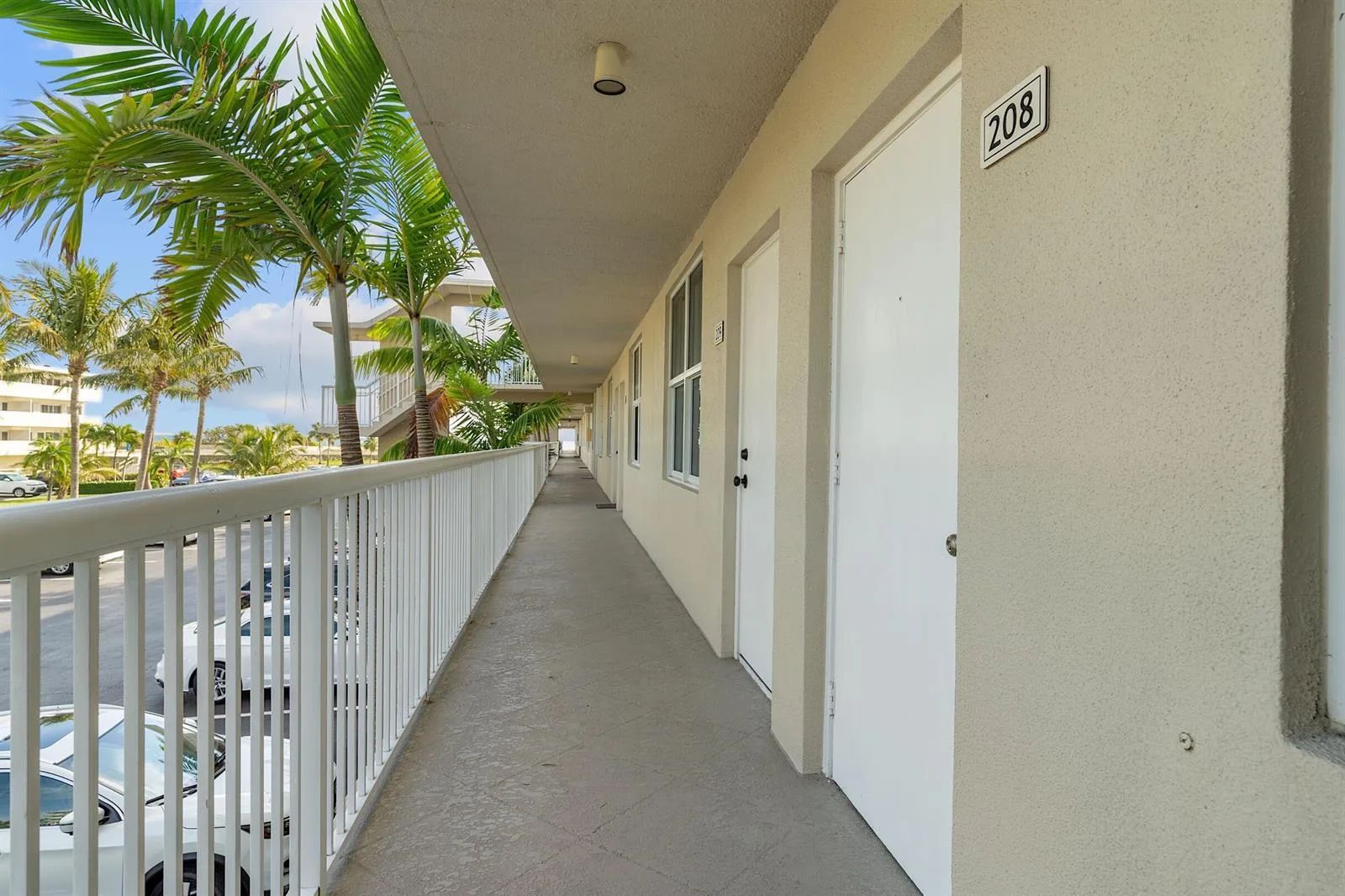 2565 S Ocean Boulevard # 208, Palm Beach, FL 33480