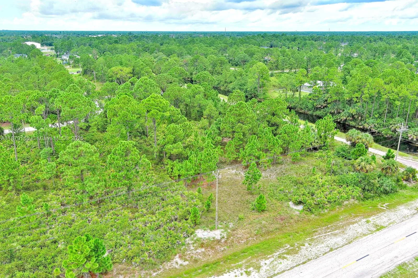702 Eisenhower Blvd, Lehigh Acres, FL 33974 photo 5