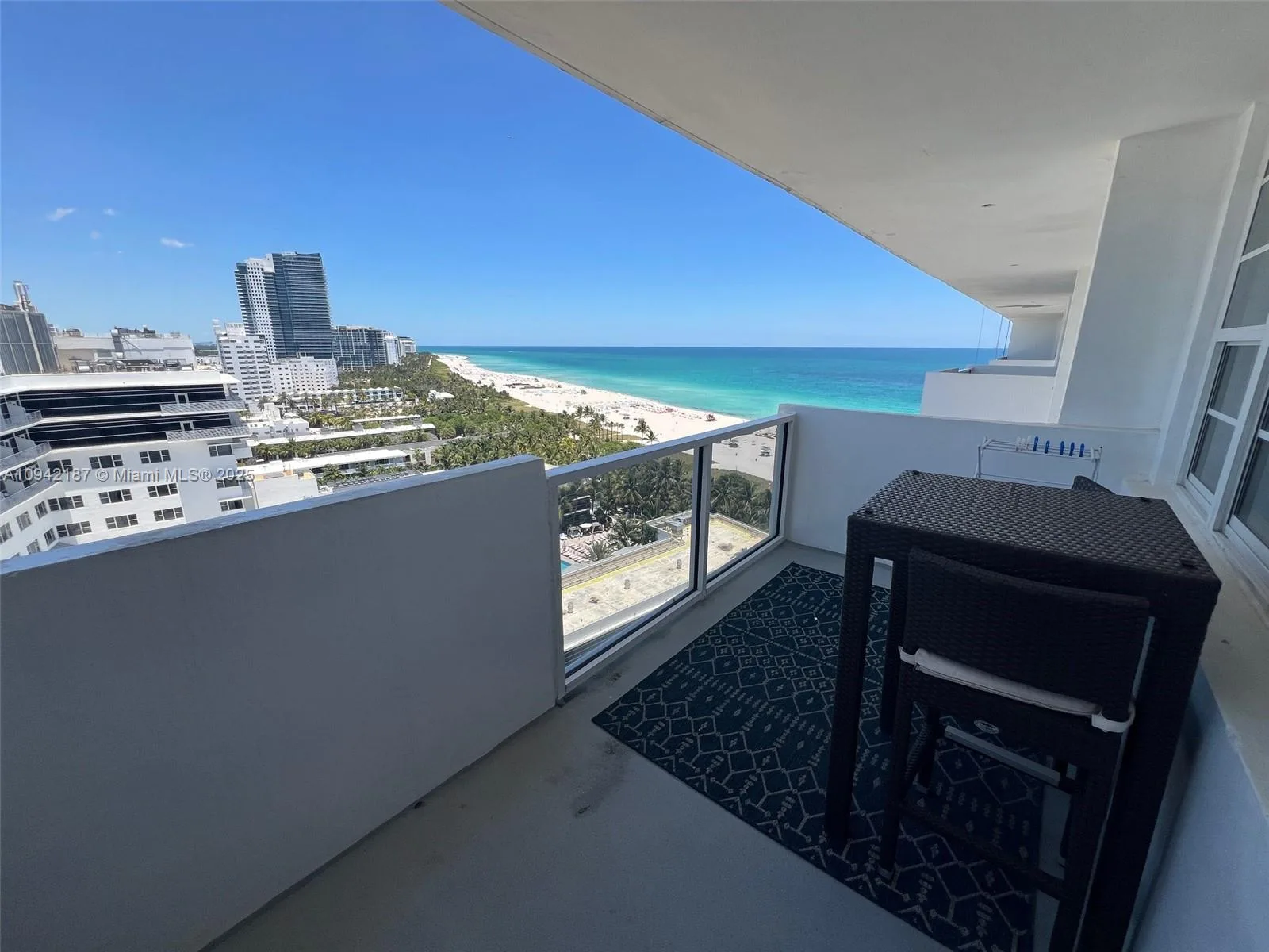 100 Lincoln Rd # 1637, Miami Beach, FL 33139 photo 2
