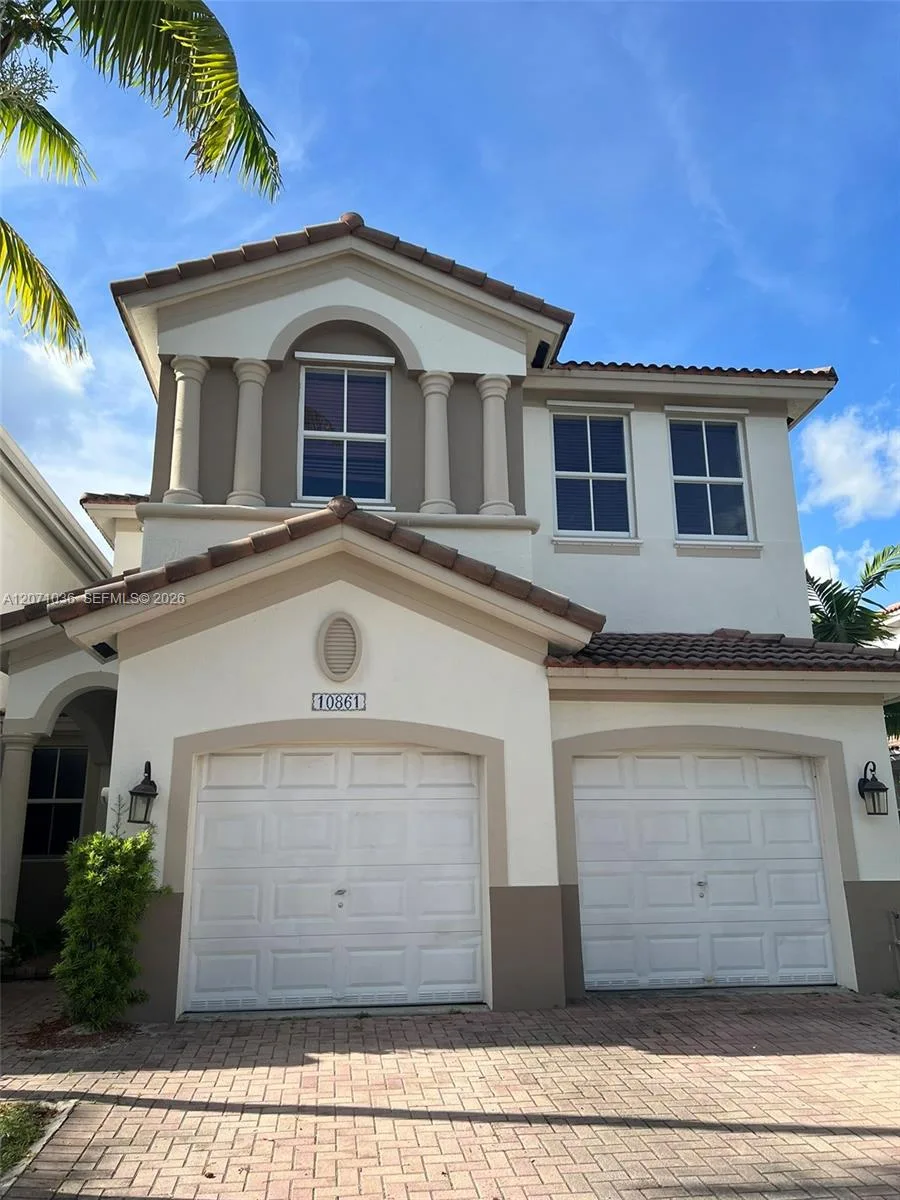 10861 NW 85th Ter, Doral, FL 33178