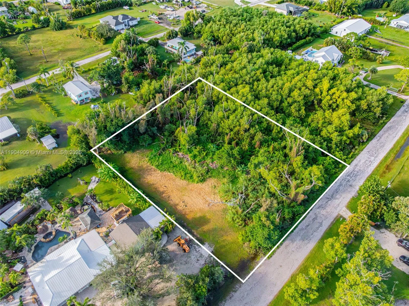 4689 WOODSTOCK RD, Other City - In The State Of Florida, FL 33956 photo 4