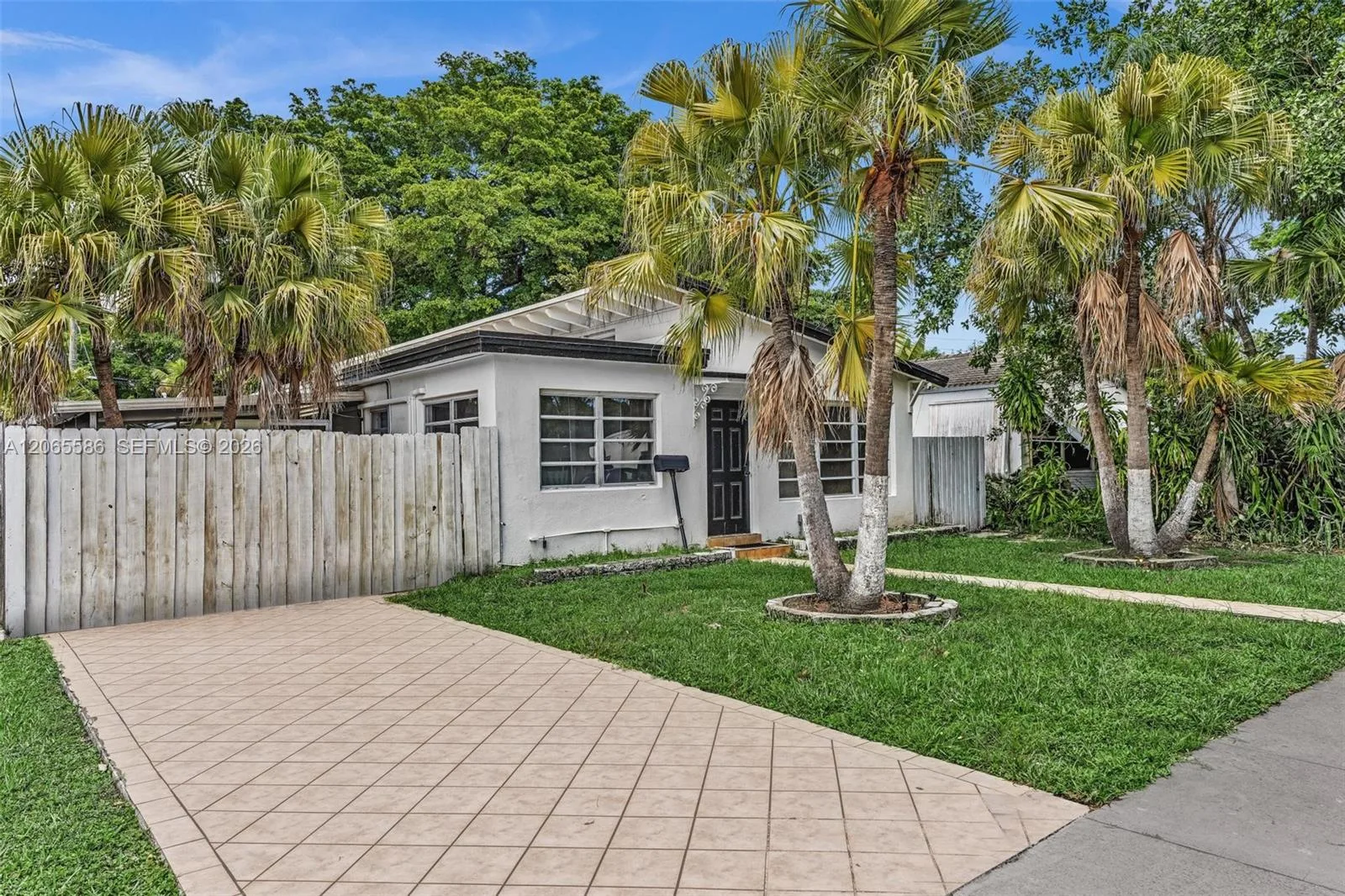 1943 Rodman St, Hollywood, FL 33020