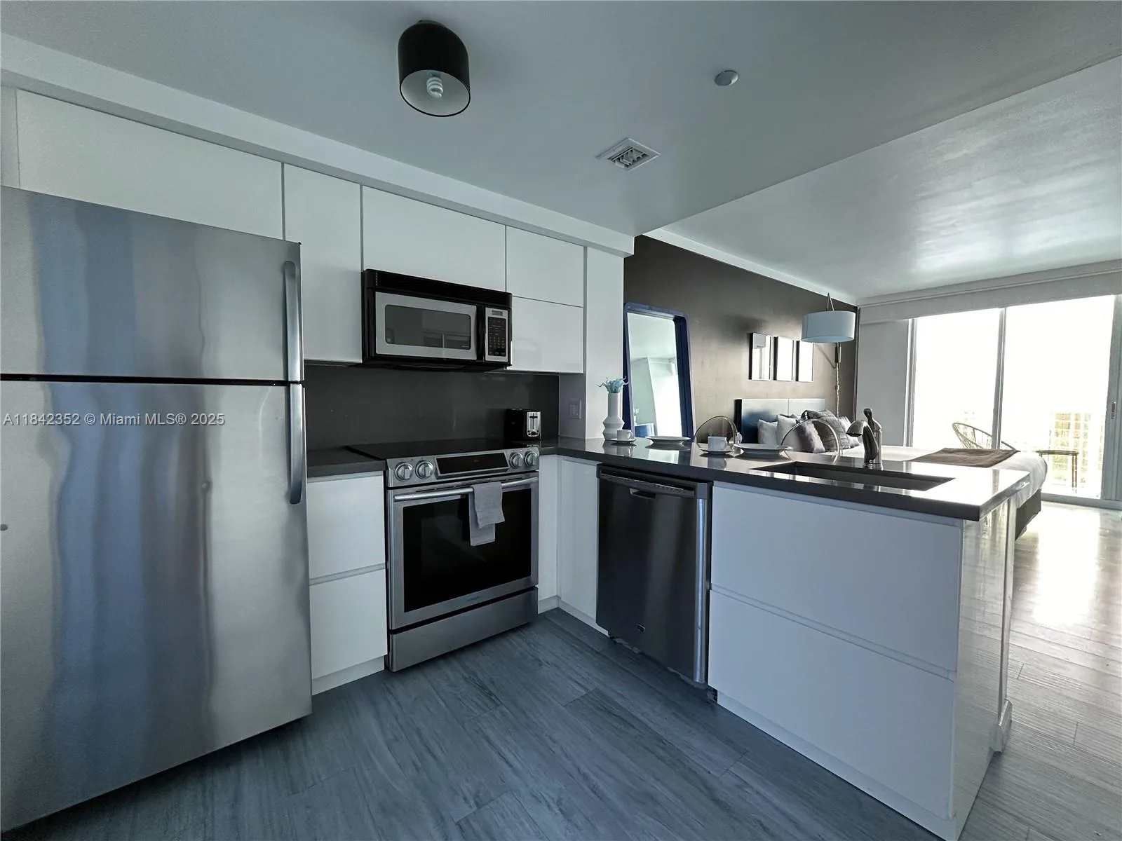 2889 Mcfarlane Rd # 2008, Miami, FL 33133 photo 7