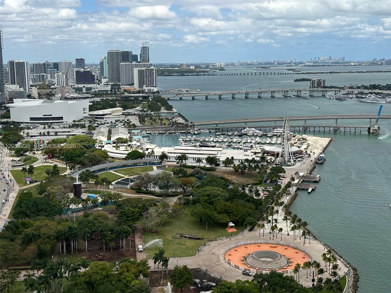 325 S Biscayne Blvd # 4320, Miami, FL 33131