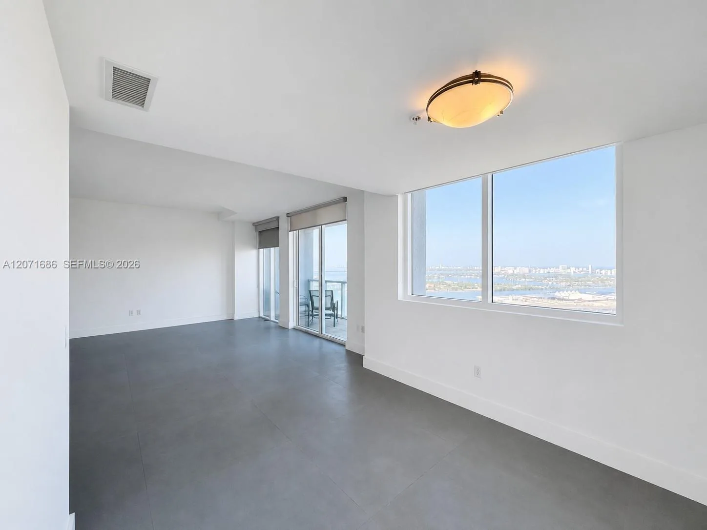244 Biscayne Blvd # 3903, Miami, FL 33132 photo 6