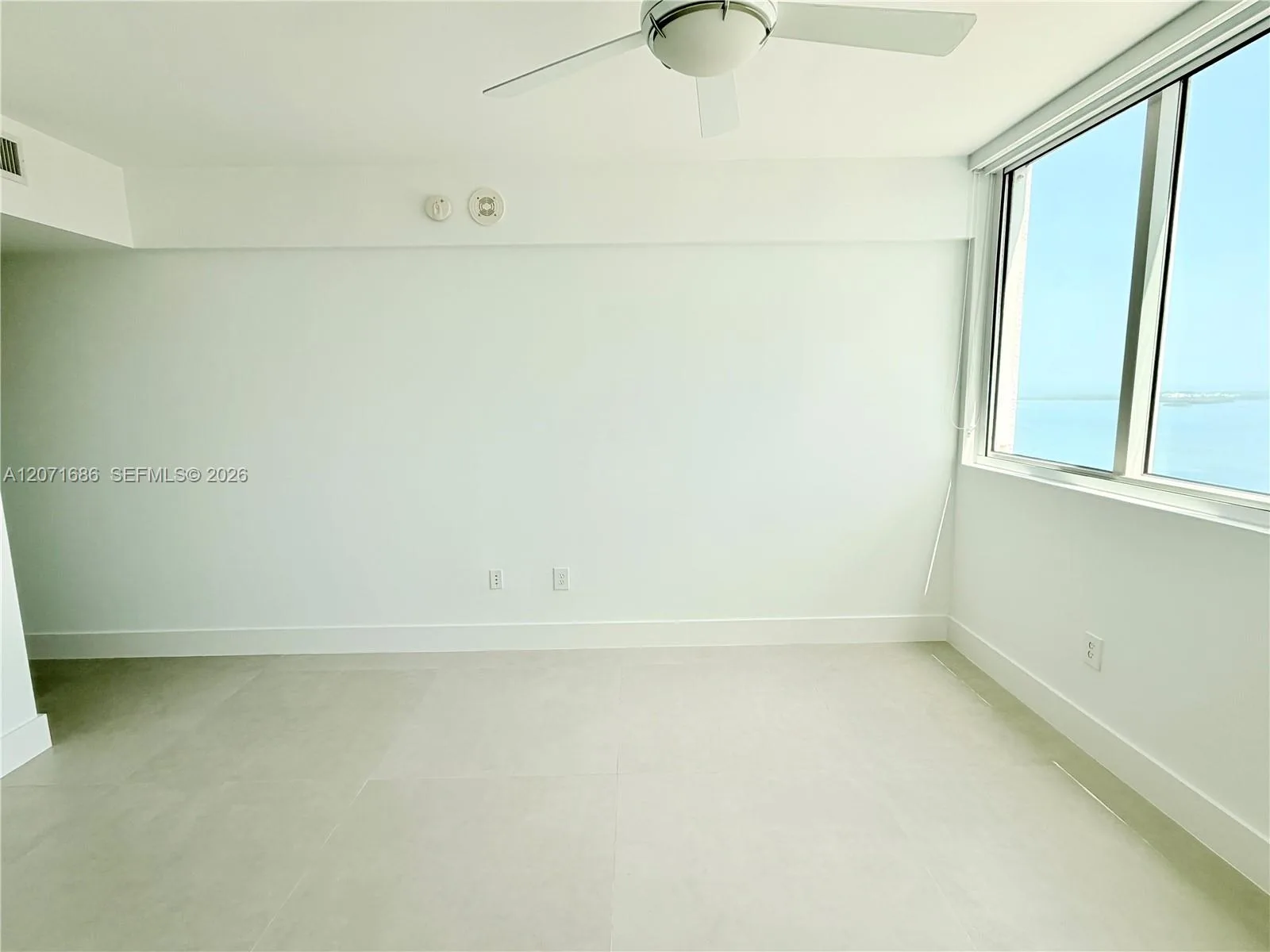 244 Biscayne Blvd # 3903, Miami, FL 33132 photo 7