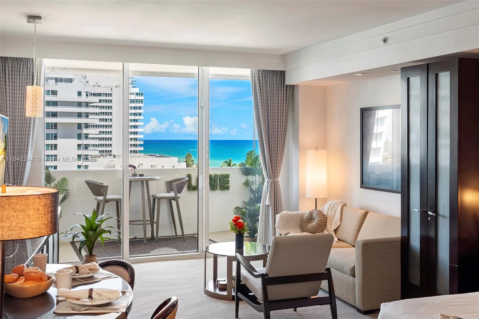 4391 Collins Ave # 802, Miami Beach, FL 33140 photo 9