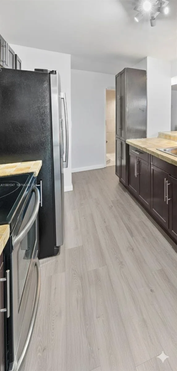 2655 Collins Ave # 510, Miami Beach, FL 33140 photo 10