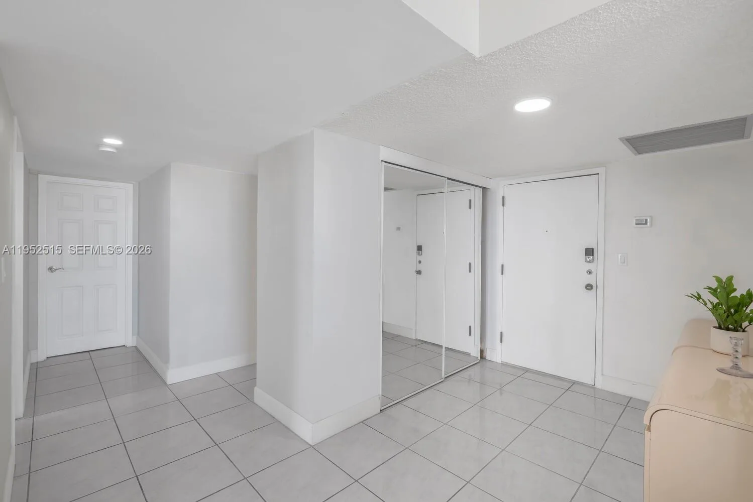 231 174th St # 2018, Sunny Isles Beach, FL 33160 photo 4