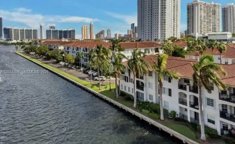 3225 NE 184th St # 10106, Aventura, FL 33160 photo 5
