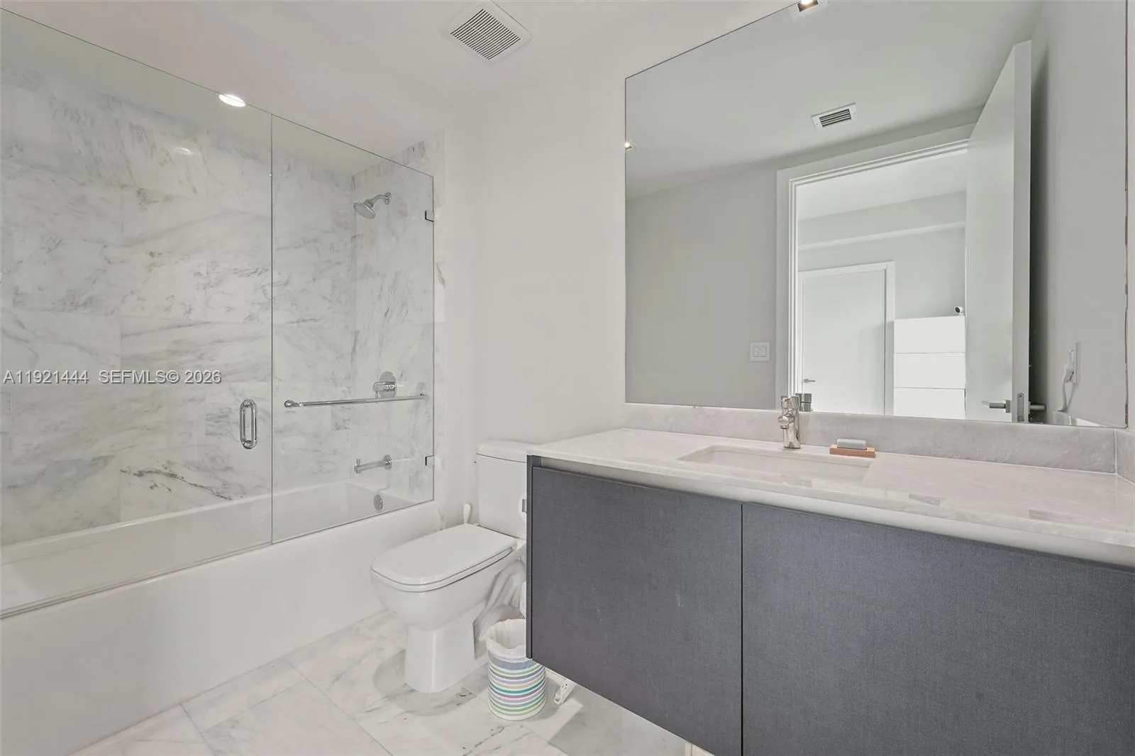 1451 Brickell Ave # 2802, Miami, FL 33131 photo 13