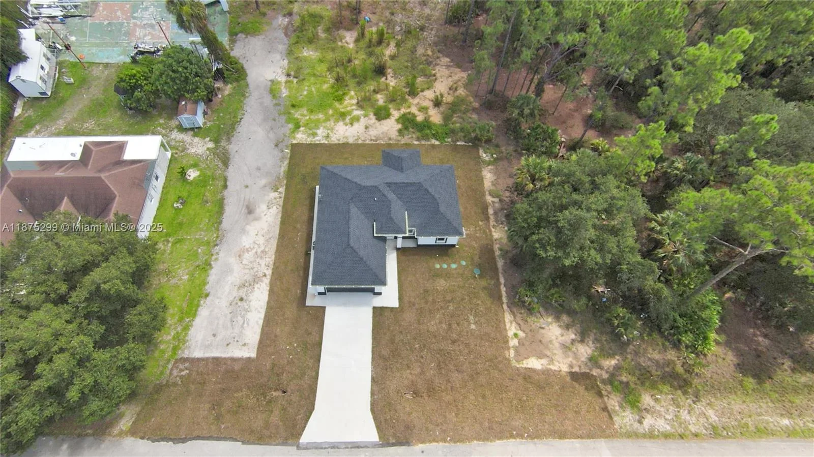 1416 W DESOTO AVE, Lehigh Acres, FL 33972 photo 4