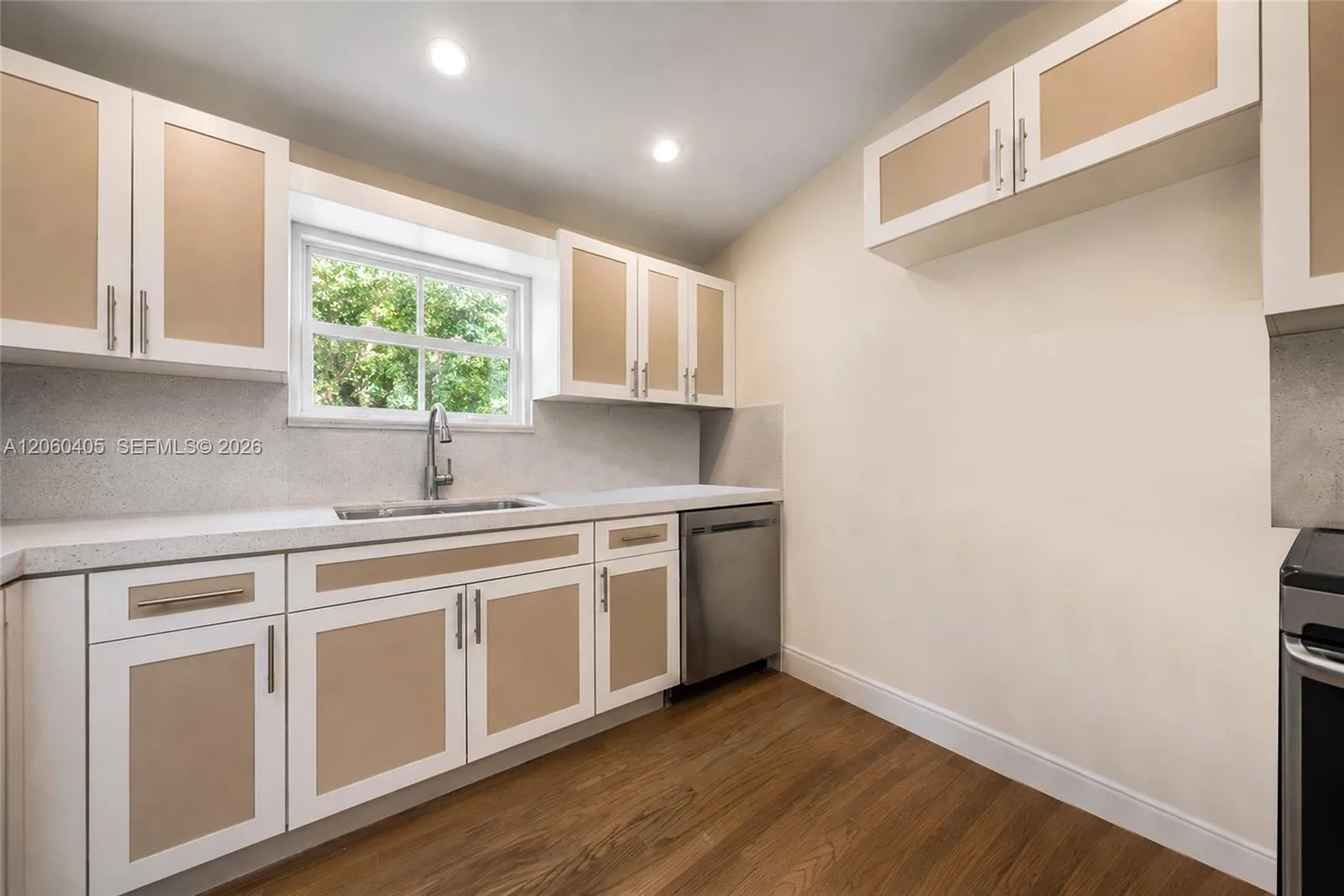 1324 Normandy Dr, Miami Beach, FL 33141 photo 8