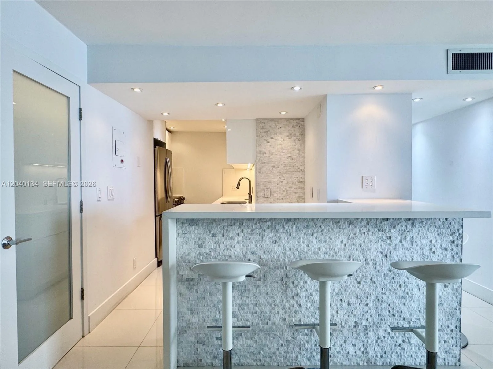 200 SE 15th Rd # 9I, Miami, FL 33129 photo 4