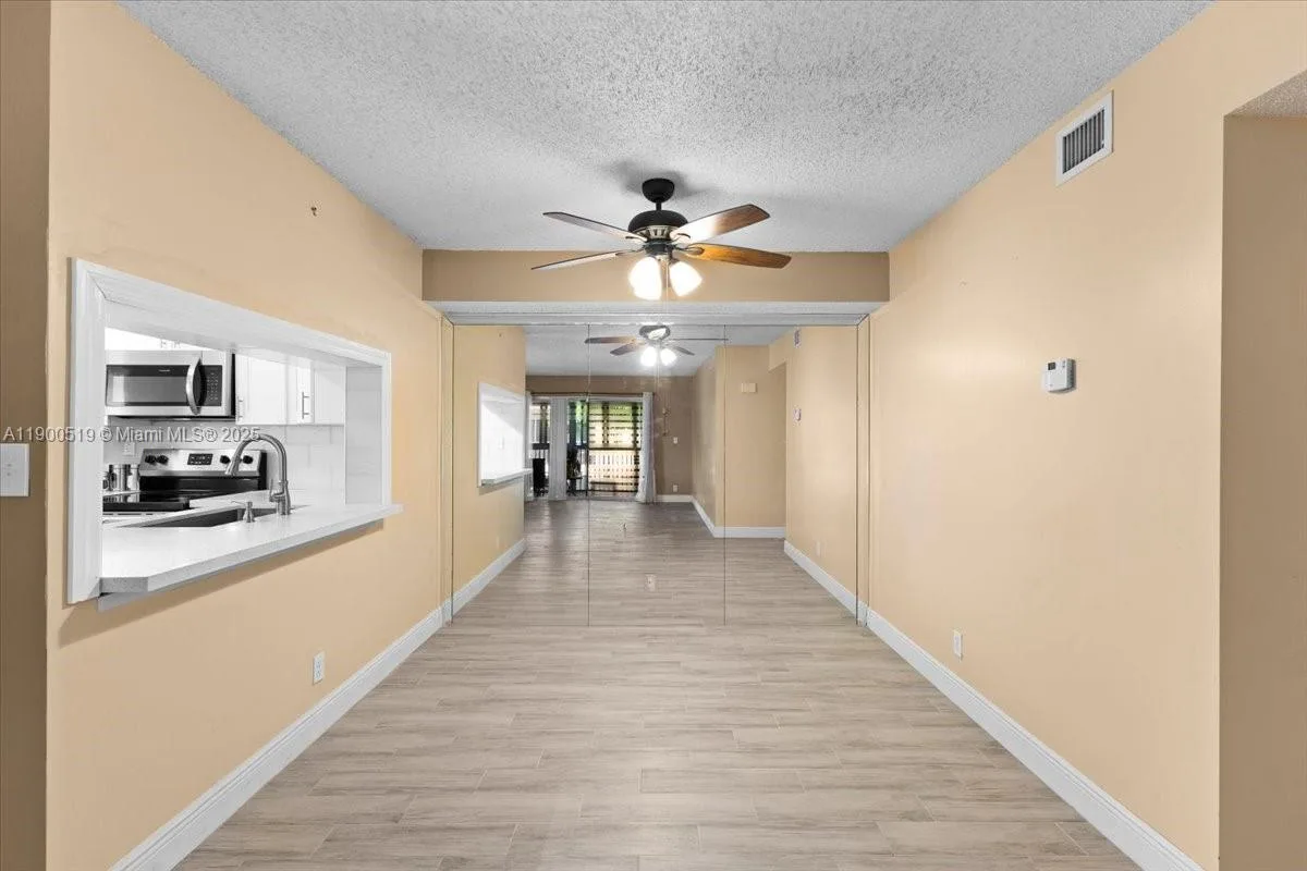 3047 N Oakland Forest Dr # 204, Oakland Park, FL 33309 photo 5