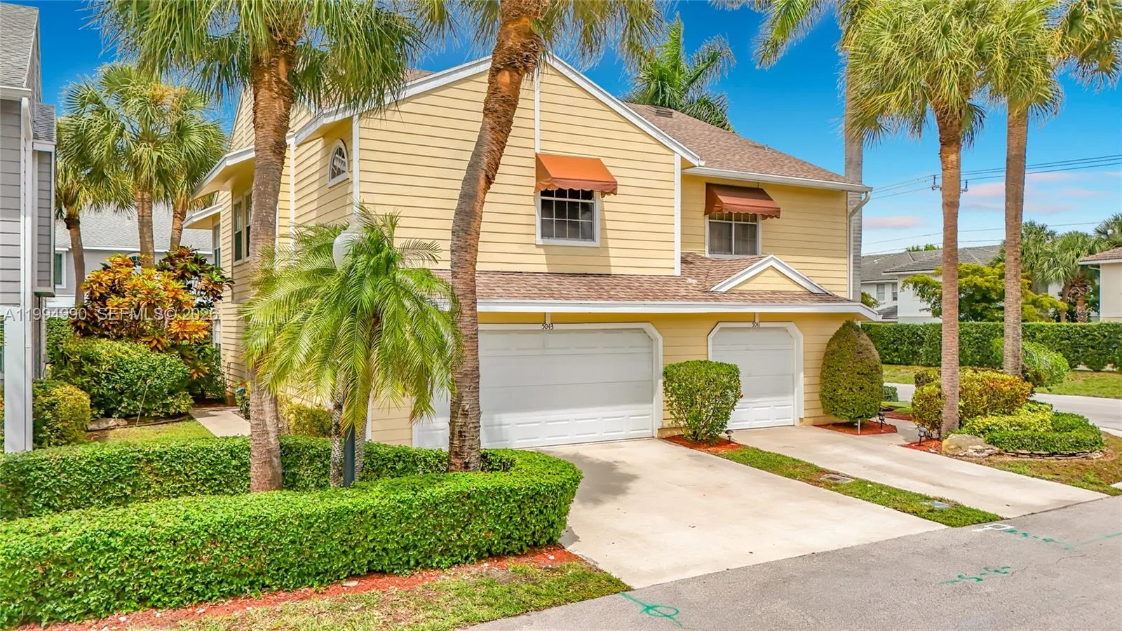 5043 Pointe Emerald Ln, Boca Raton, FL 33486