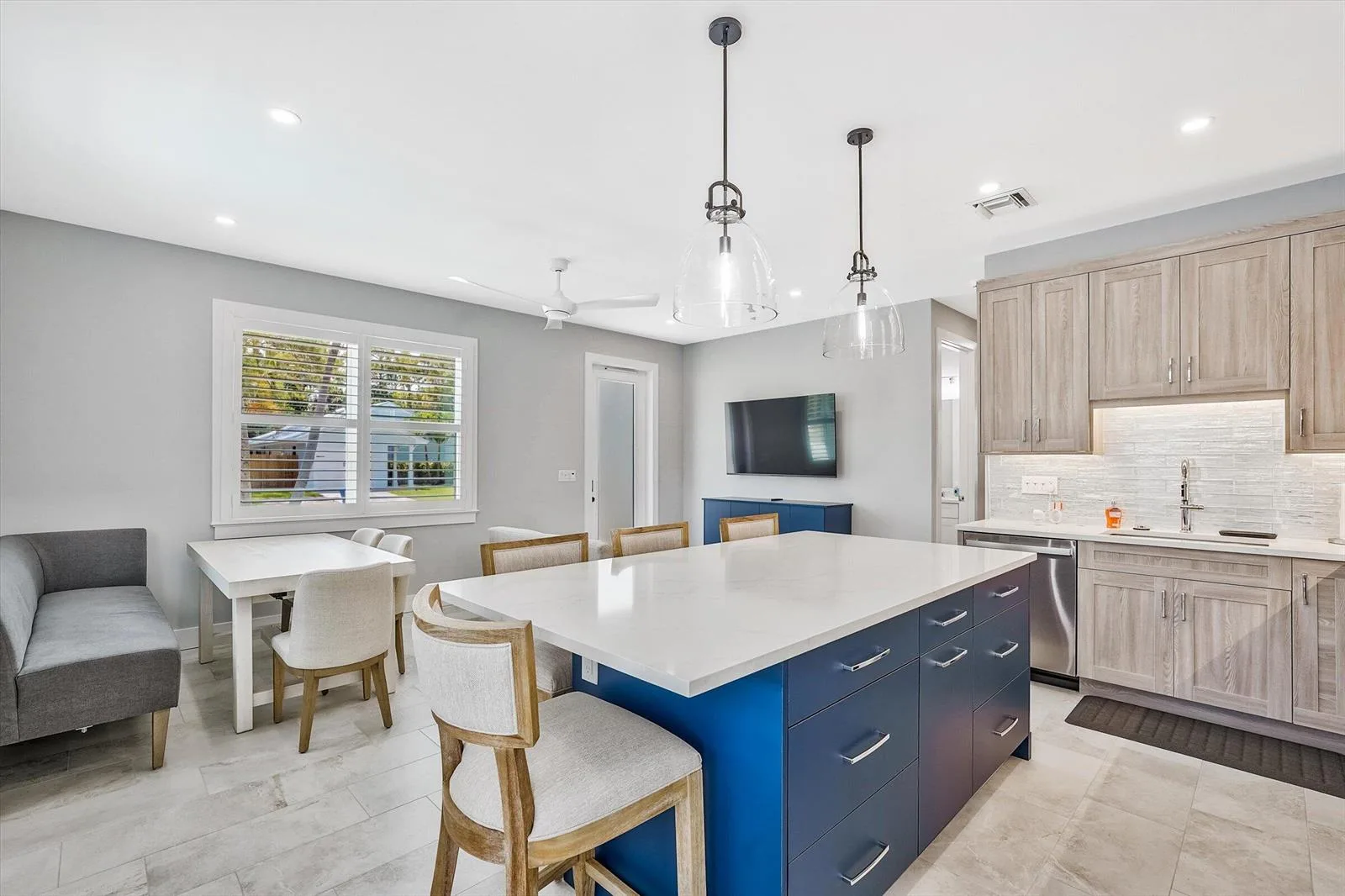 425 Hugh Street, Jupiter, FL 33458 photo 11