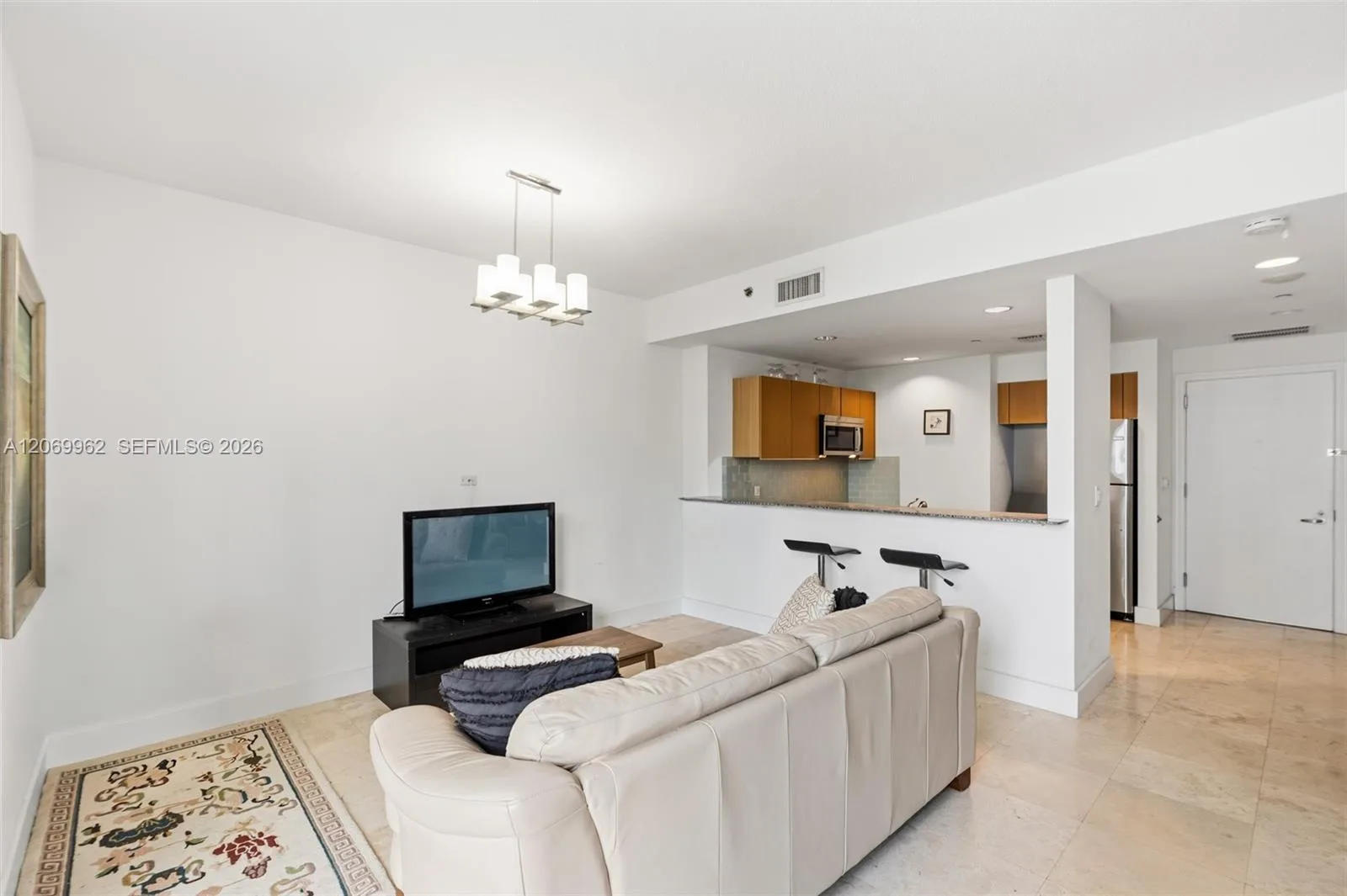 1050 Brickell Ave # 2112, Miami, FL 33131 photo 11