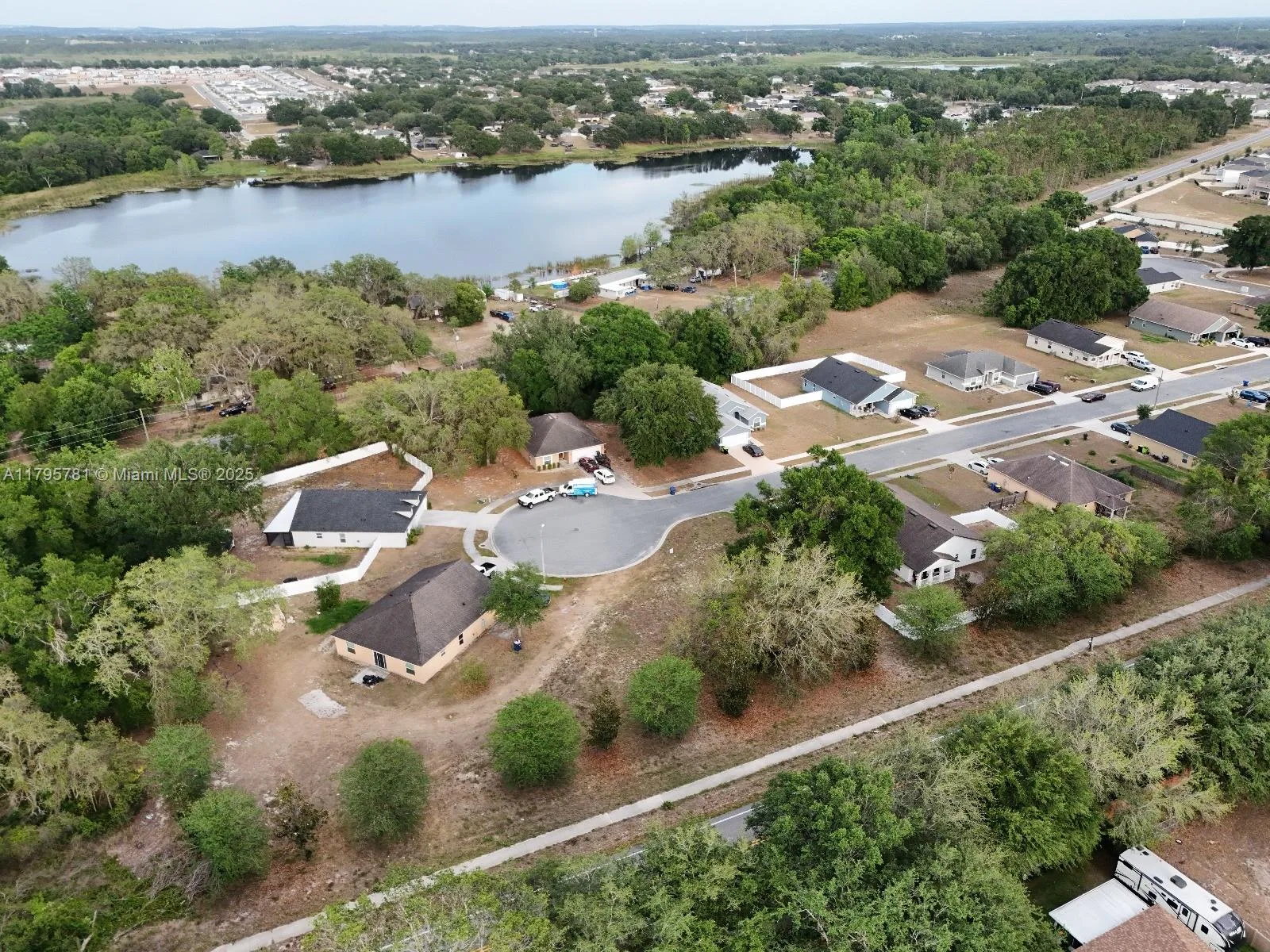 1513 KAYUNI DRIVE, Other City - In The State Of Florida, FL 34753 photo 3