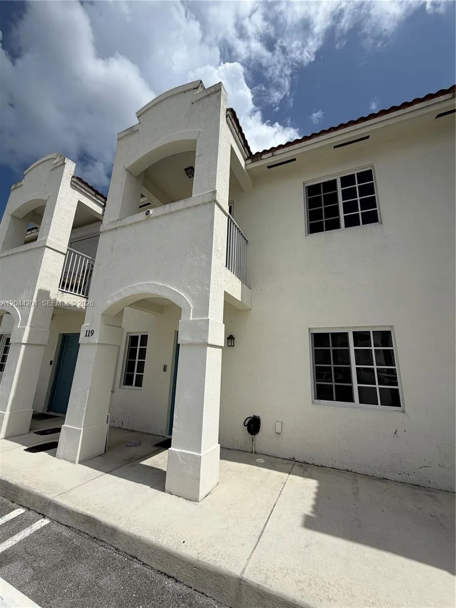 119 SW 6th Ln # 119, Florida City, FL 33034 photo 2