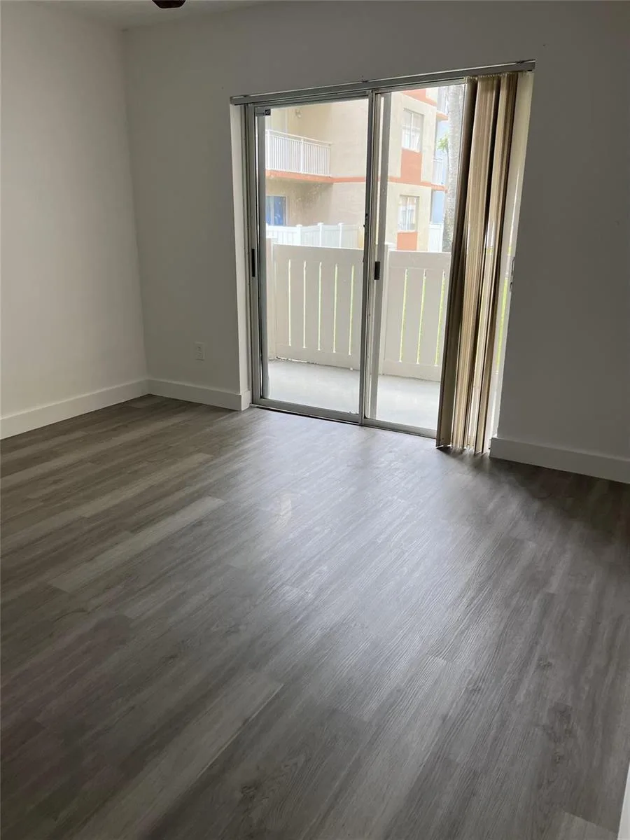 18860 NW 57th Avenue # 106, Hialeah, FL 33015 photo 11